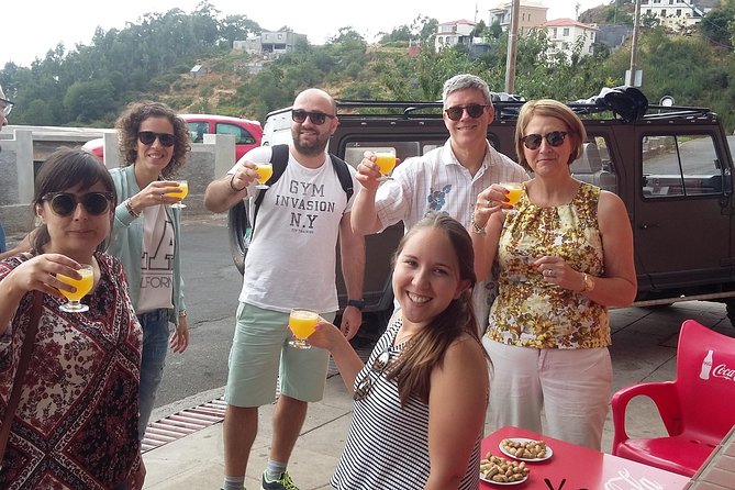 4x4 Safari Half day Poncha, Mountains, Vineyards and Cabo Girão Small group - Small-group dynamics: why max 8 feels better than a crowd