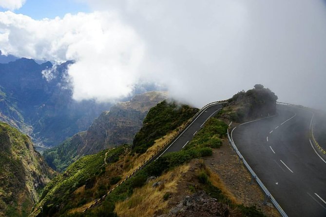 4x4 Safari Private Jeep, Full Day, Customizable Santana or Porto Moniz or other - Off-roading on Madeira roads: fun, but take the weather seriously
