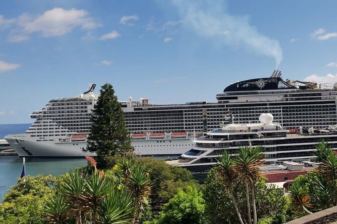 A Self-Guided Walk Through Funchal’s Historic Heart With a Local - Along the quay toward Praça do Povo and Praça da Autonomia