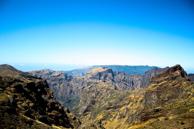 Achada do Teixeira to Pico Ruivo in Madeira (PR1.2) - Hiking Tour - Morning logistics that set the tone: pickup, start time, and the 3€ trail-care fee