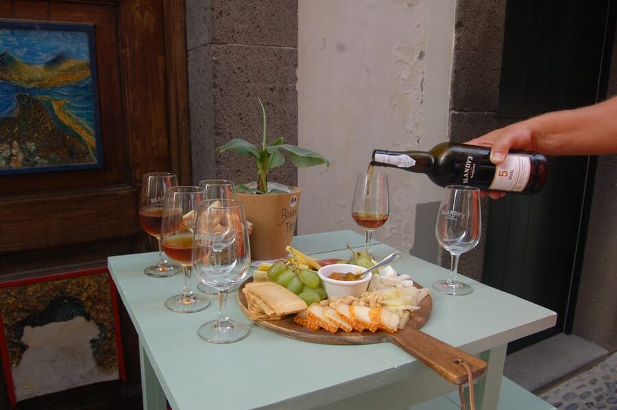 Bar hopping & Poncha Workshop in Funchal - Price and value: what $106 really buys you