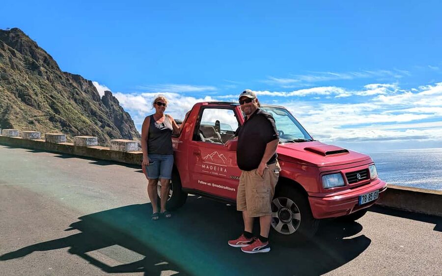 Cabo Girão Skywalk in 3h: Private Jeep Experience + C. Lobos - Cabo Girão Skywalk: Europe’s Highest Cliff Viewpoint (589 m)