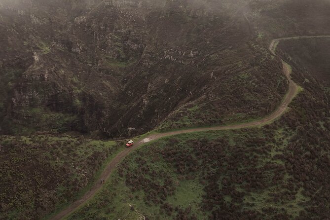 Câmara de Lobos Cabo Girão Half Day Tour - The off-road experience: why private transport makes it better