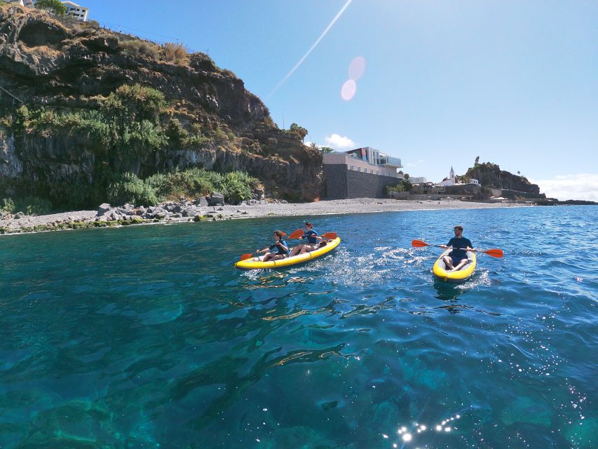 Câmara de Lobos: Private Guided Kayaking Tour in Madeira - Roberto’s Private Tutoring: Safe, Fun, and Beginner-Friendly