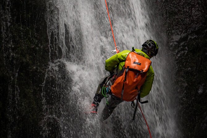 Canyoning Madeira Island - Level One - From CR7 Museum to the canyon: how the day flows