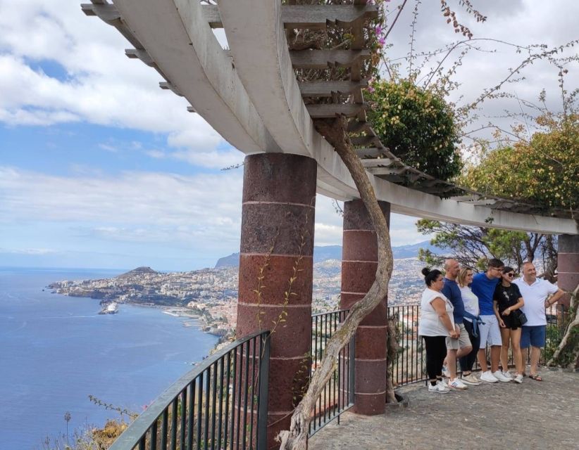 Cristo Rei & Garajau Tuk-Tuk Tour - Miradouro das Neves: A Quick Stop That Still Pays Off