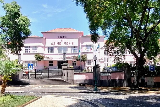 Downtown Funchal: A Self-Guided Audio Tour Through the Old City - Fort São Tiago: The Best “Pause and Explore” Segment