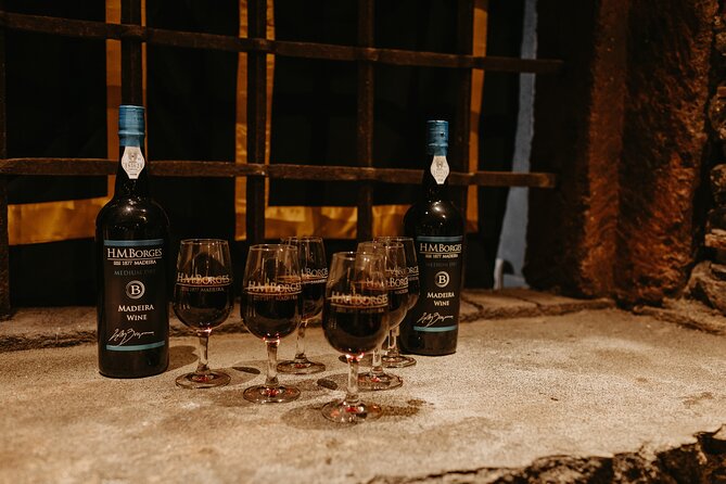 Fado Show with Wine and History in Madeira - Who this Fado show suits best