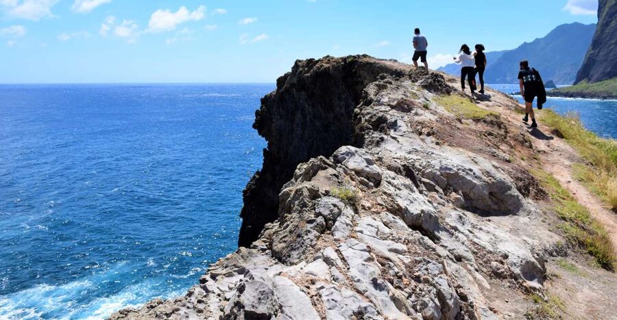 From Funchal: 2-Day Guided Tour of Madeira - Why This 2-Day Madeira Loop Is Such Good Value