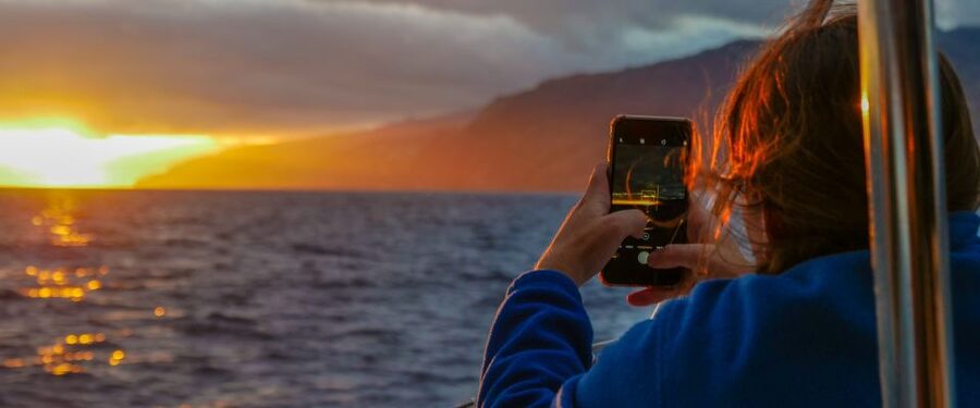 From Funchal: Cabo Girao Sunset Cruise on Luxury Catamaran - The Sunset Payoff: When the Sea Turns Into a Stage