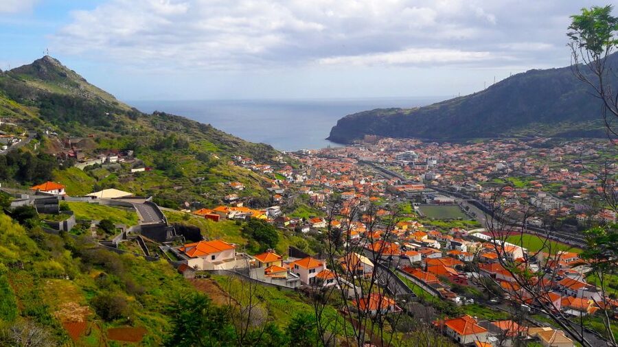 From Funchal: Machico to Porto da Cruz Larano Cliff Hike - São Lourenço Peninsula and Porto Santo: the horizon payoff