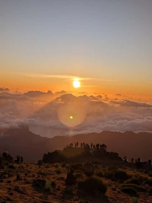 From Funchal: Pico Arieiro Sunrise with Optional Breakfast - Sunrise viewing: photo time, photo chaos, and plan B