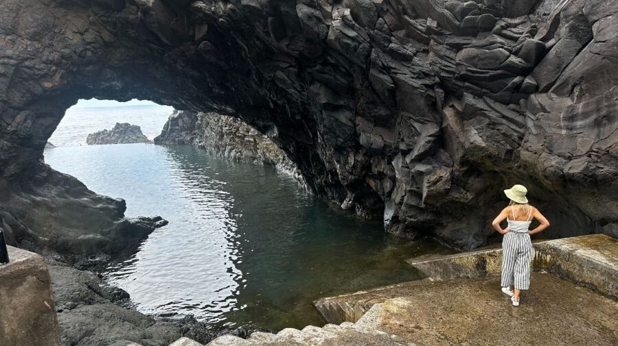 From Funchal:West Madeira Open-roof 4x4 Day Tour with Pickup - Porto Moniz natural saltwater pools: your best swim break