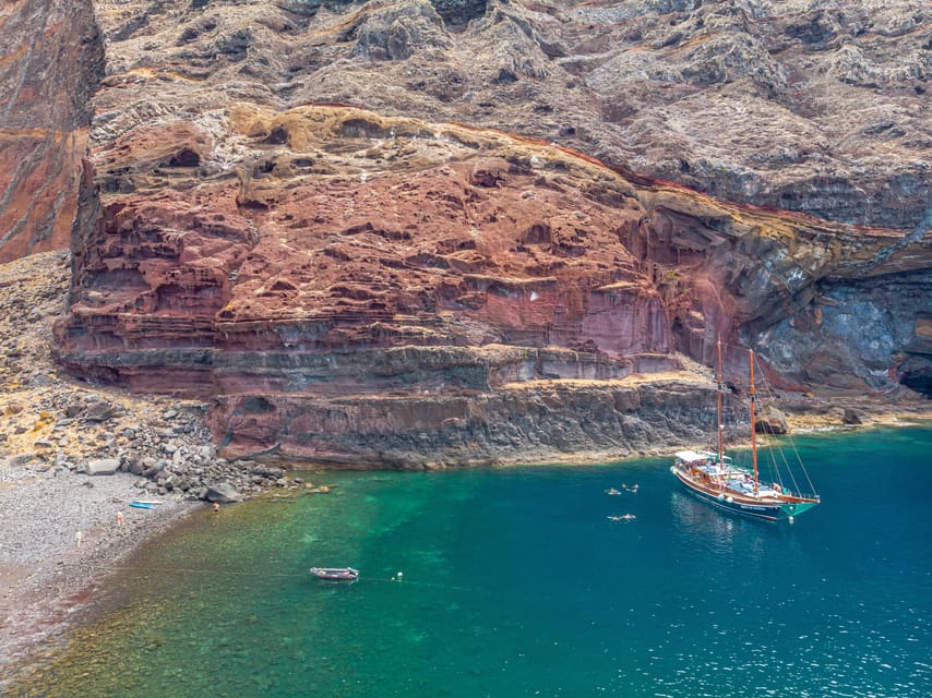 From Funchal: Wooden Boat Excursion to Desertas Island - Meeting at Av. Do Mar and what happens before you leave