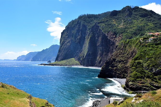 Full-Day Santana Madeira Island Tour - Pico do Areeiro: views first, questions later