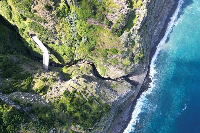 Full Day Tour in 4x4 Jeep to Porto Moniz and Fanal - The Paul da Serra Plateau: High-Air Views Without the Big Hike