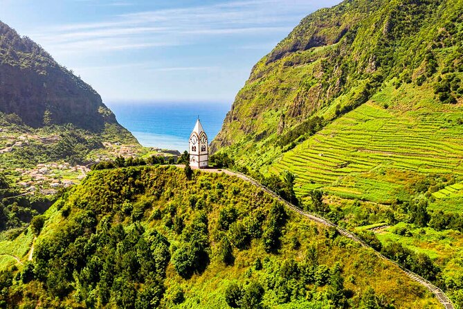Full Day Tour of the West Zone of Madeira - Stop 2: Cabo Girão viewpoint with the €1.50 cliff fee