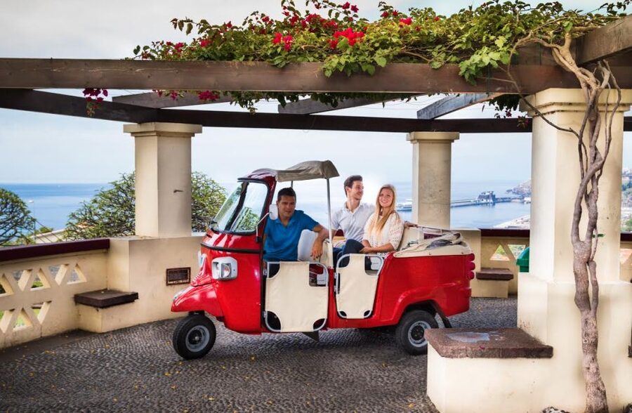 Funchal: Best Viewpoints Guided Tuk Tuk Tour - Hotel Pickup and the First Minutes That Set the Tone