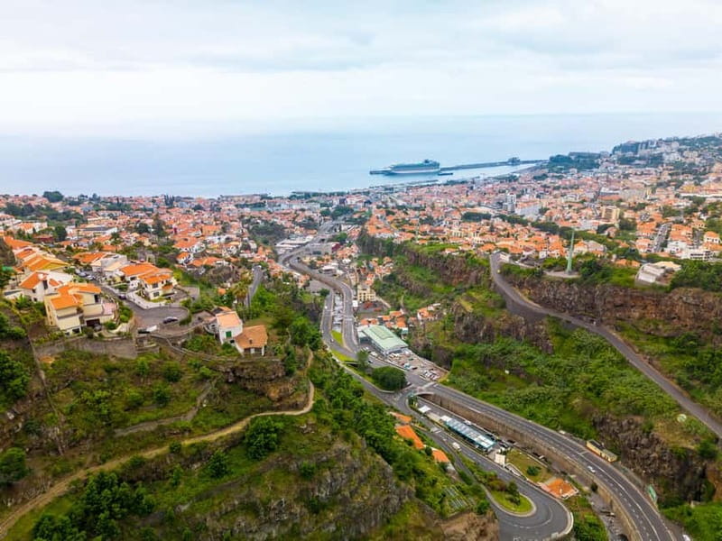 Funchal: Botanical Garden & Old Town Tour by TukTuk (1h45) - A Tuk-Tuk Loop That Fits Inside 105 Minutes
