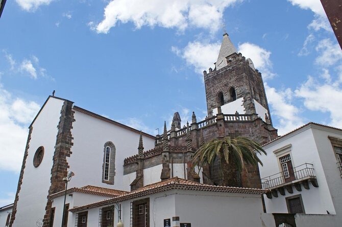 Funchal City Tour + Old Town - Start At Your Hotel Or The Port: The Pickup That Sets The Tone