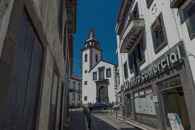 Funchal Epic Private Tuk-Tuk Tour - Mercado dos Lavradores: the stop that actually feels like Madeira