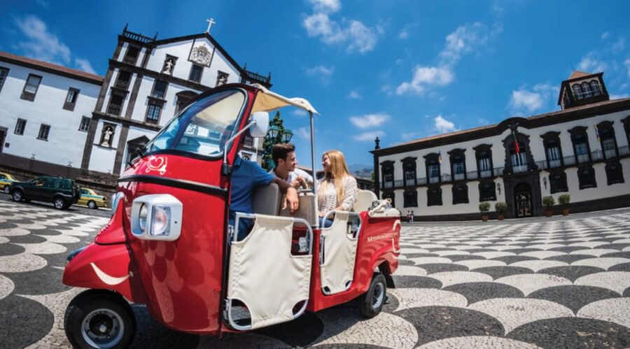 Funchal: Guided Old Town Tuk Tuk Tour and Botanical Gardens - A tuk tuk way to read Funchal’s Old Town fast