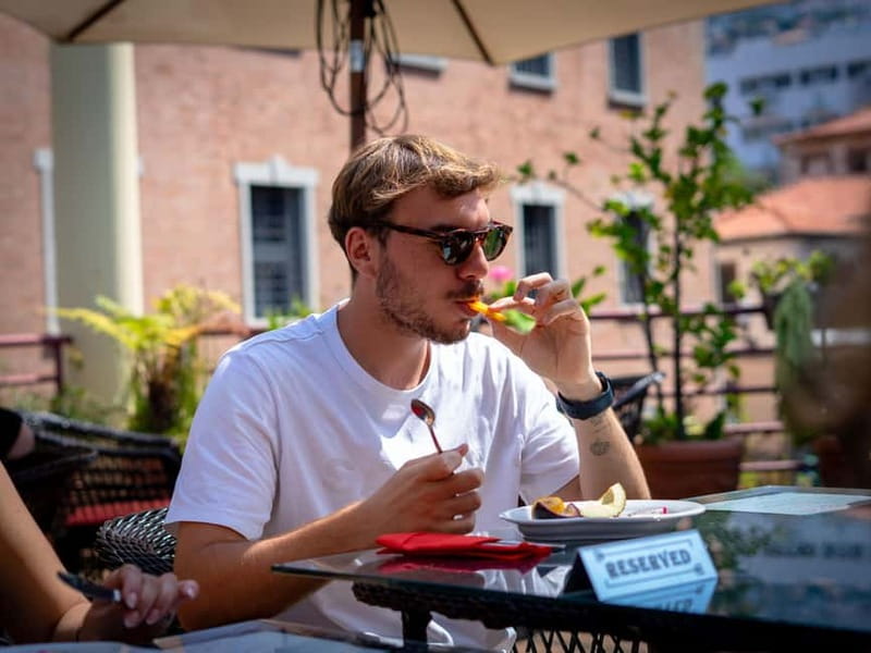 Funchal: Guided Walking Tour with Tastings - Columbus Square and the Age of Discovery stories linked to sugar
