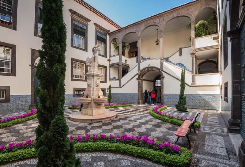 Funchal: Guided Walking Tour with Tastings - Funchal City Hall and the clues of a 15th-century urban core