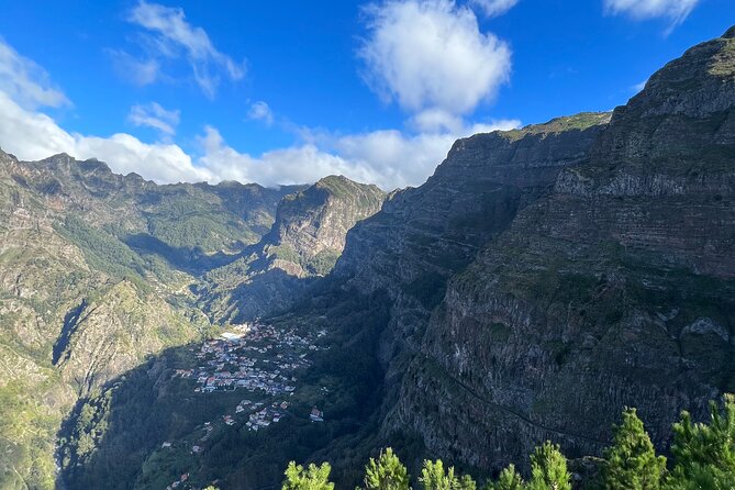Funchal highlights 5h Private Tour in Madeira - A Private 5-Hour Circuit With Pickup in Funchal