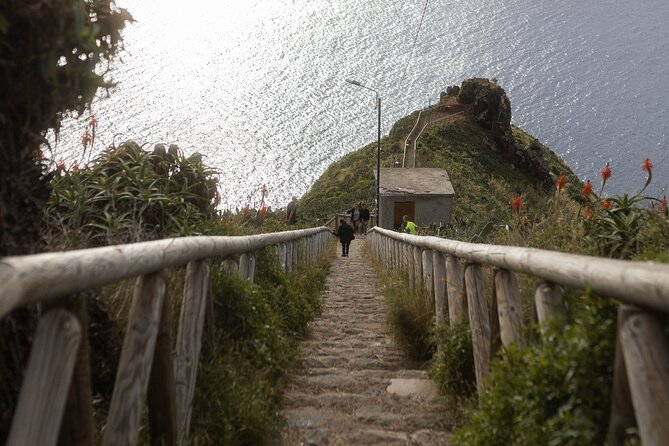 Funchal highlights 5h Private Tour in Madeira - Stop 5: Câmara de Lobos for Fishing Traditions and Churchill’s Paintings
