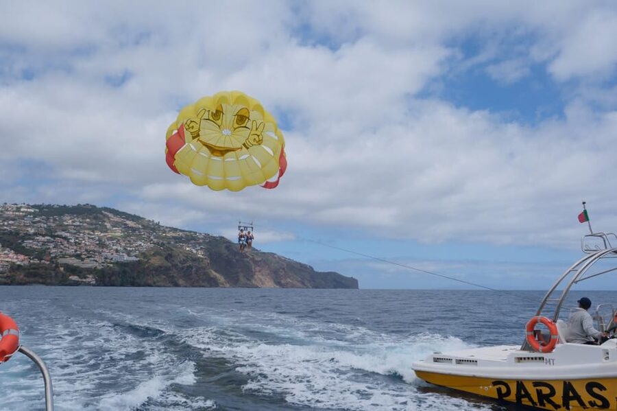 Funchal: Parasailing Tour on the Coast of Madeira Island - Solo, Double, or Triple: Choosing the Right Setup