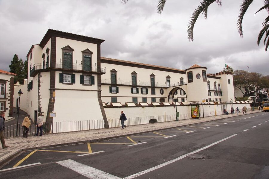 Funchal: Private Guided Walking Tour - The medieval core: sugar-age streets and 17th-century religious stops