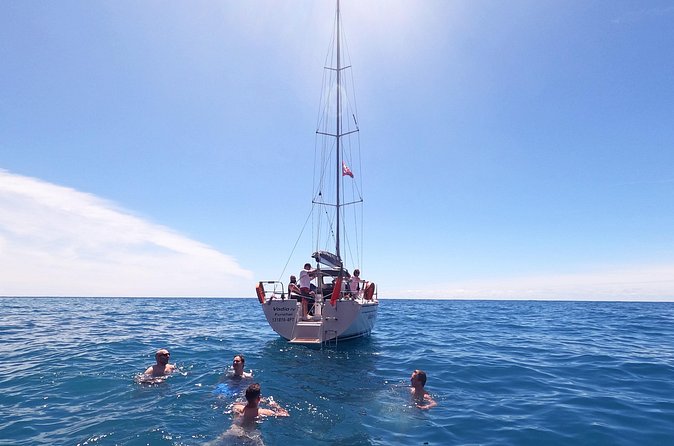 Half-Day Boat Trip Madeira Funchal- Private Yacht Snacks & Drinks - Family-Friendly, Couple-Friendly, and Great for Small Groups