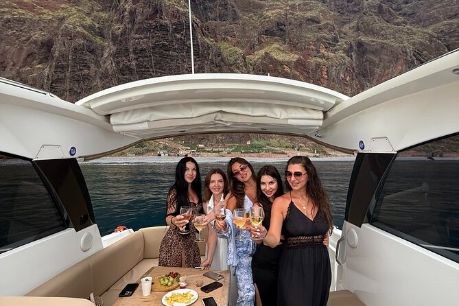 Half Day Private Yacht Tour in Madeira with Paddleboard & Snorkel - The route: Funchal coast, Câmara de Lobos, and Cabo Girão