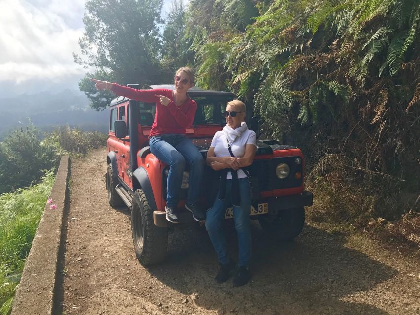 Jeep Tour Santana to East-Side - Porto da Cruz promenade and the sugarcane distillery tasting
