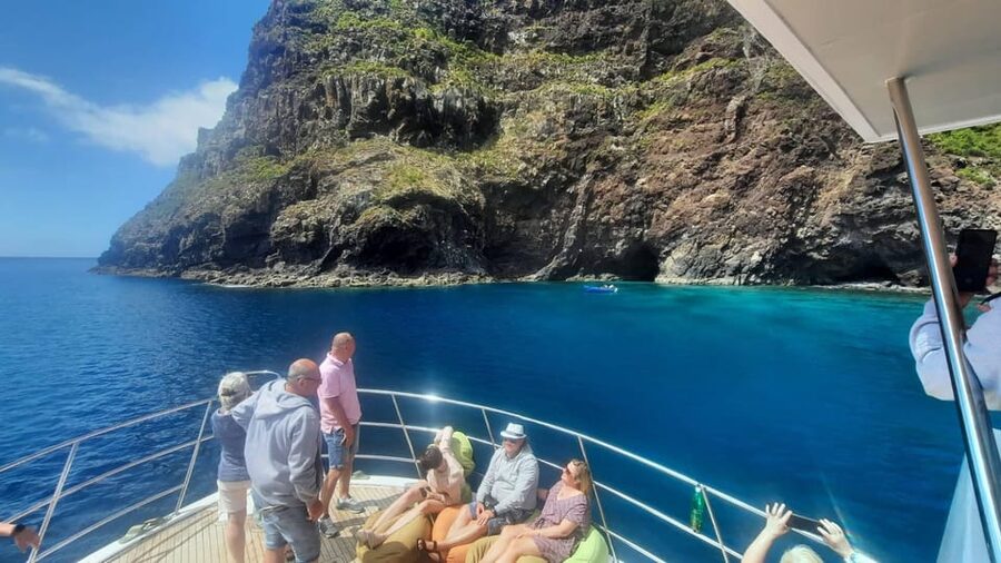 Madeira: Boat Trip with Lunch, Drinks, and Hotel Transfer - Door-to-Deck Logistics: Pickup, Marina, Then You’re Off