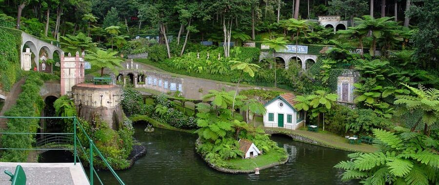Madeira: Botanical, Monte Palace, and Palheiro Gardens - Madeira Botanical Garden: ocean views and 2,500+ exotic plants