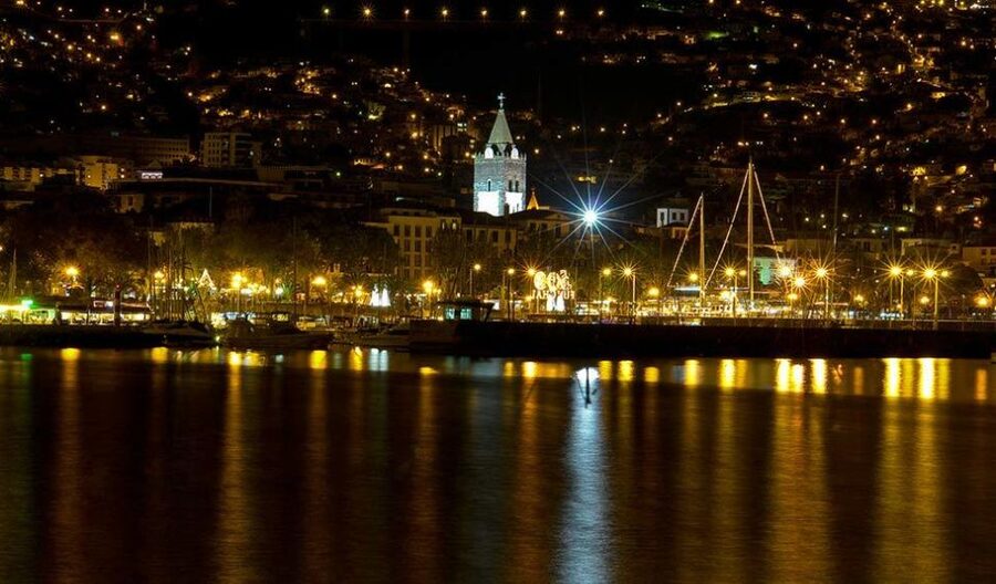 Madeira by Night with Traditional Dinner - The viewpoint stop: why it’s worth waiting for the night