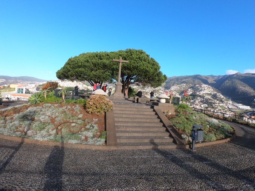 Madeira: Cabo Girao, Jeep Tour Adventure and Wine Tasting - Quinta and the Madeira Wine Tasting: Sweet to Dry in One Stop