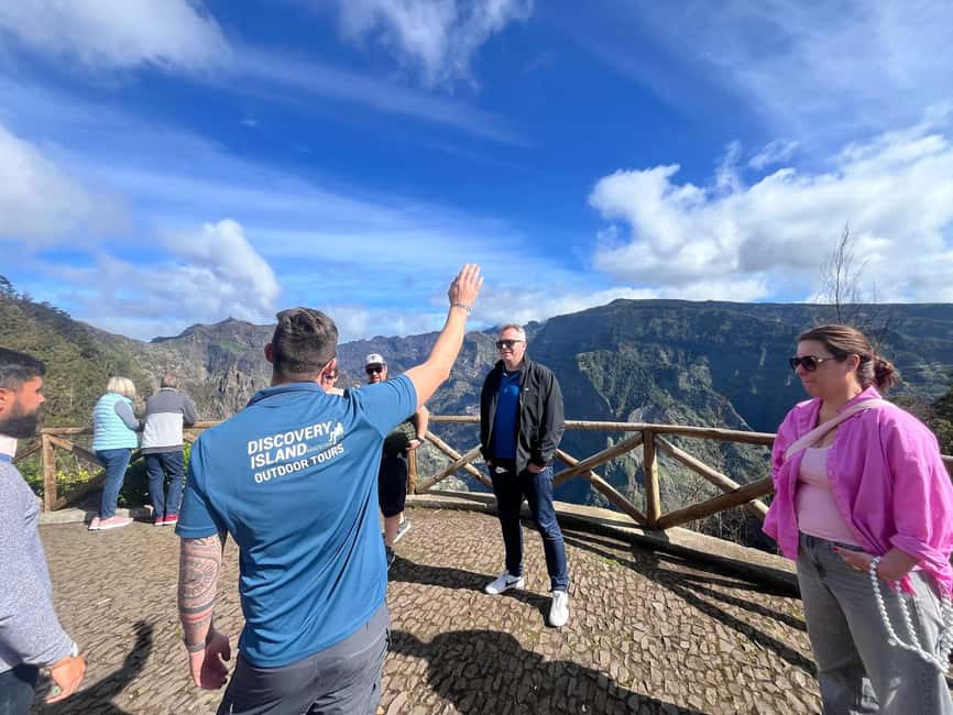 Madeira: Câmara de Lobos & Cabo Girão Half-Day Jeep Tour - Off-road “secret stop” and the splashy waterfall breaks