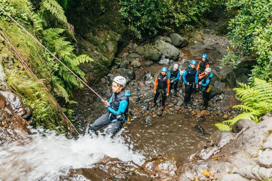 Madeira Canyoning Beginners – Easy & Fun Waterfall Adventure - From Bar 21 to the canyon: how the 4.5 hours really flows