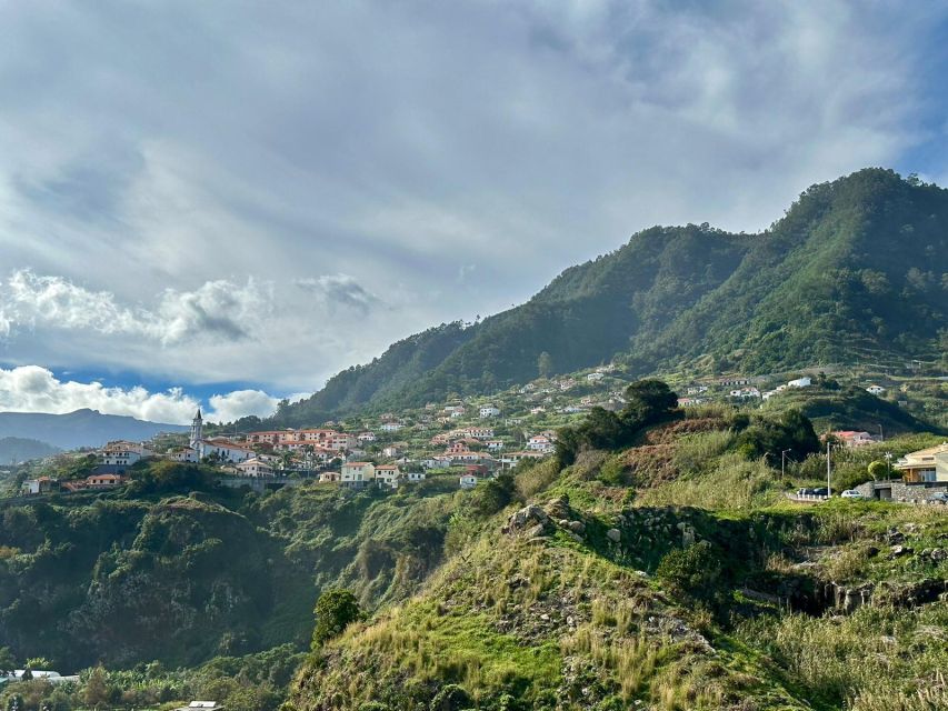 Madeira : East Tour - Santana North Side - Faial to Santana: north island change of pace