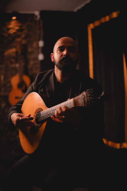 Madeira: Fado Show - The Heart of Portugal With Madeira Wine - Key moments that make this evening work