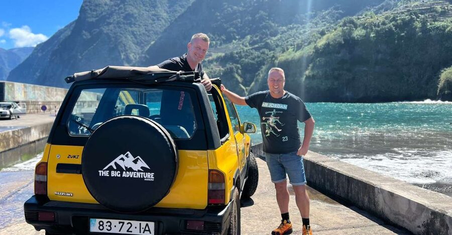 Madeira: Full-Day Jeep Tour with Guide and Pickup - Cabo Girão Skywalk: the 589-meter photo moment