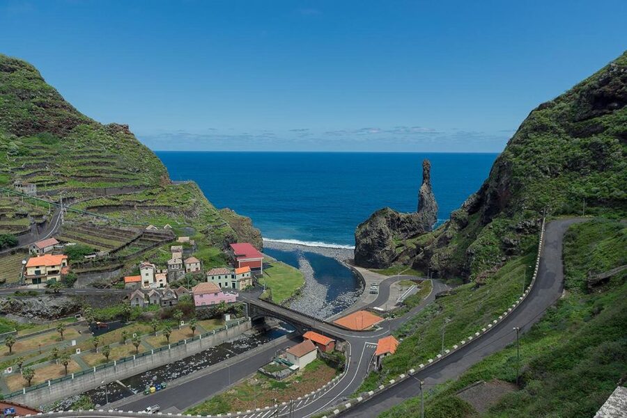 Madeira: Full-Day Porto Moniz Jeep Tour - Paúl da Serra: high plateau views above the cloud layer
