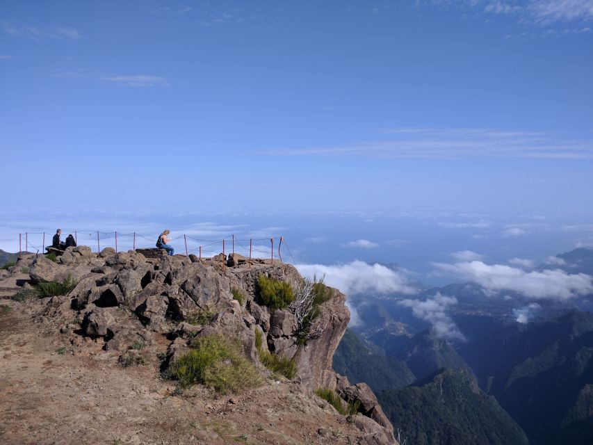 Madeira: Full Day Private Jeep Tour East or West - Santana and the Moinho de Água: rural Madeira up close