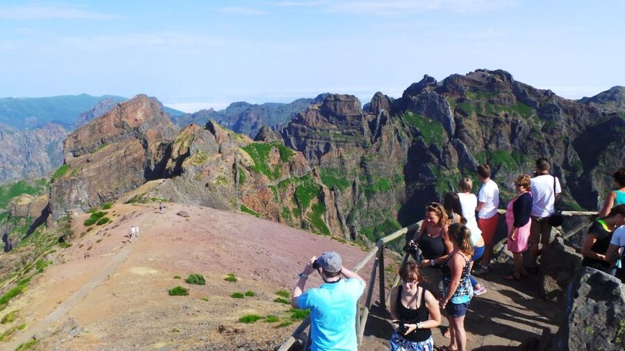 Madeira: Full Day Private Jeep Tour East or West - Ponta de São Lourenço: the dragon tail finale