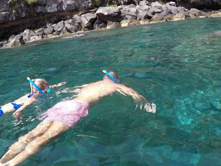 Madeira: Garajau Nature Reserve Kayak and Snorkel Tour - Guides and safety: how they keep it fun without turning it into a lesson