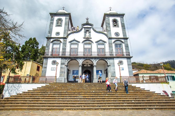 Madeira Half-Day Sightseeing Private Tour with Wine Tasting - First Stop: Pico Dos Barcelos and Funchal’s Bay in 15 Minutes