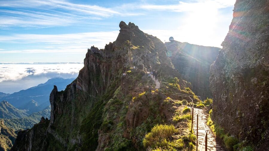 Madeira: Heavenly Sunset Pico do Arieiro with Snacks & Wine - Group Size and Guide Languages: Why Max 8 Matters